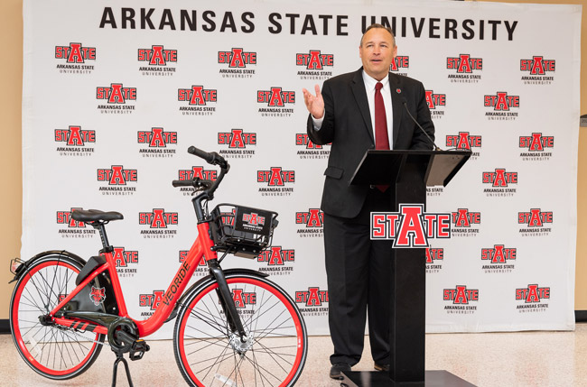 Kelly Damphousse and VeoRide Bicycle