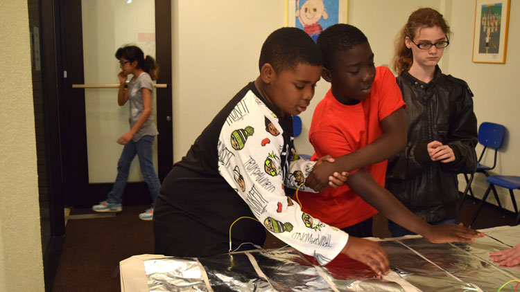 Kids participate at science fair